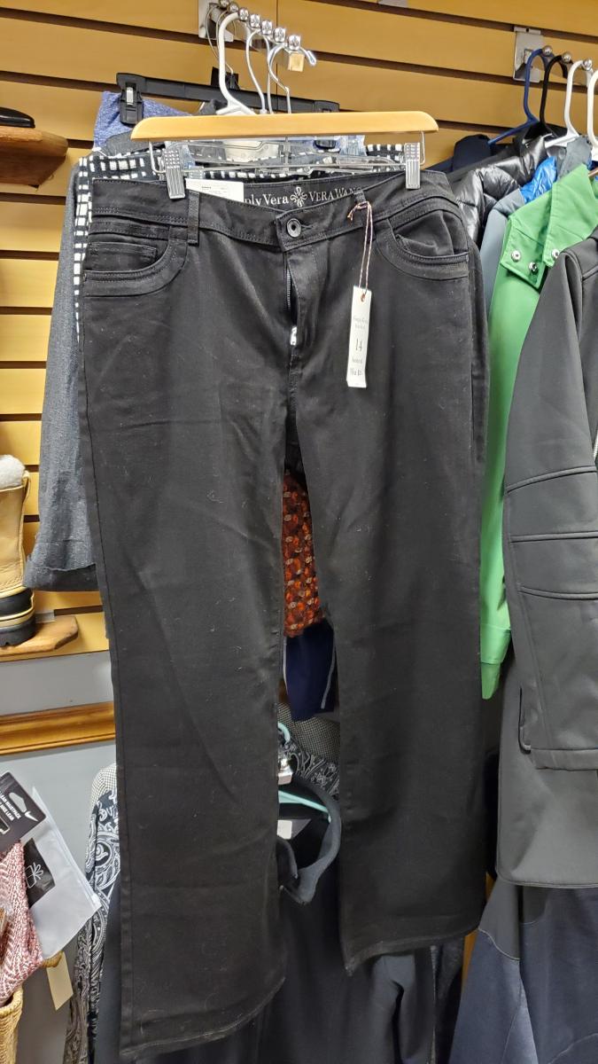 Simply Vera Jeans picture