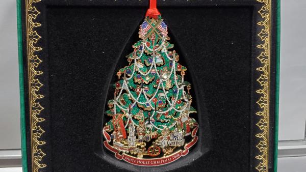 White House Christmas Ornament 2008