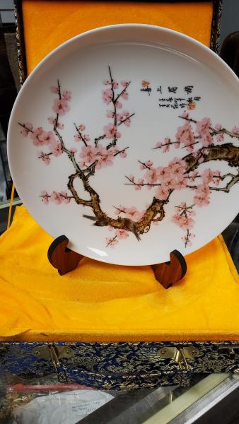 Jingdezhen porcelain plate picture