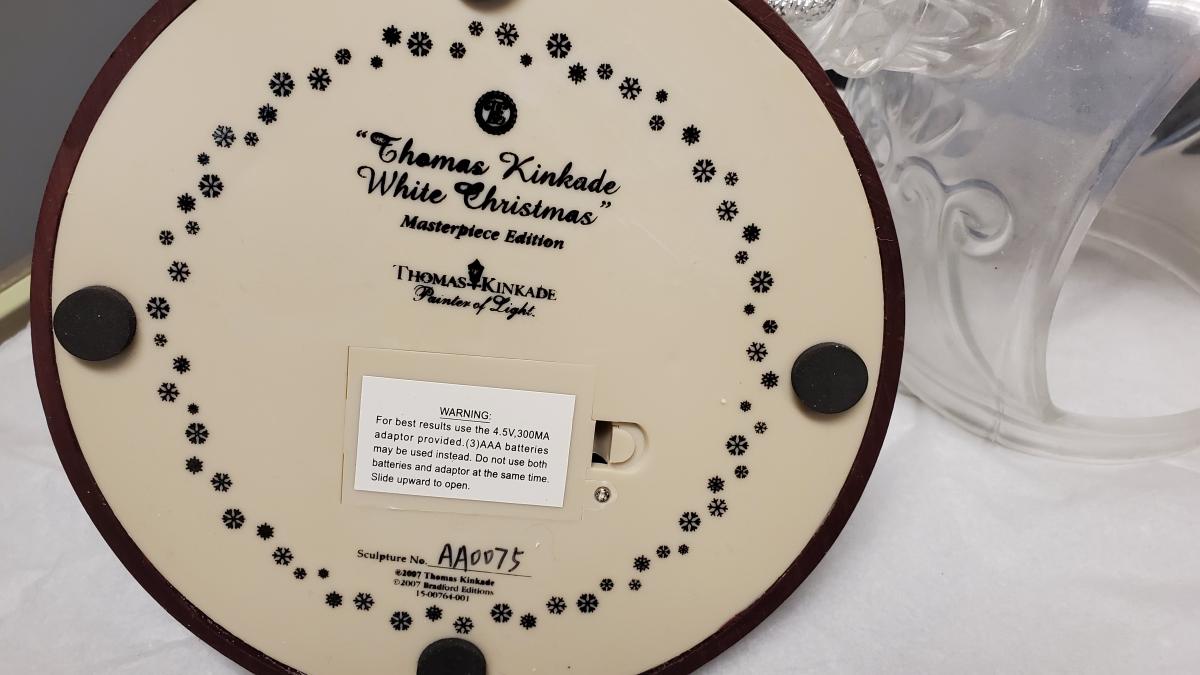 Thomas Kinkade White Christmas picture