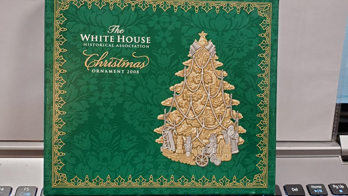 White House Christmas Ornament 2008 picture
