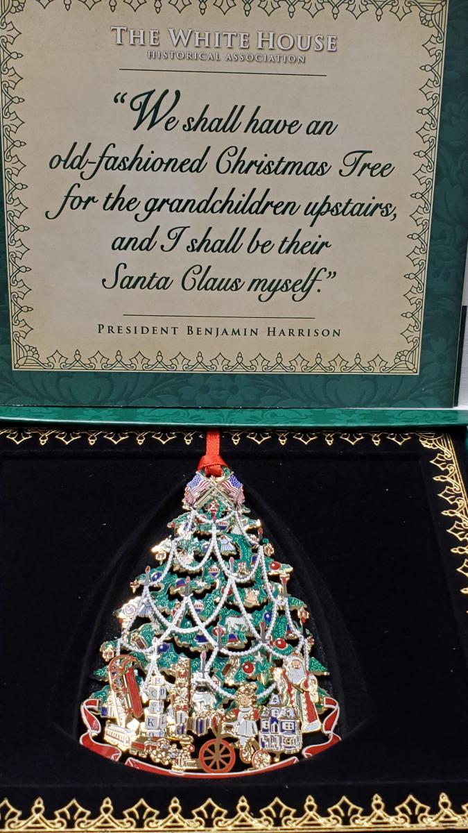 White House Christmas Ornament 2008 picture