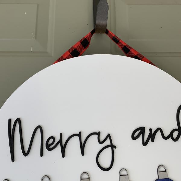 Merry & Bright round Door sign With bulbs picture