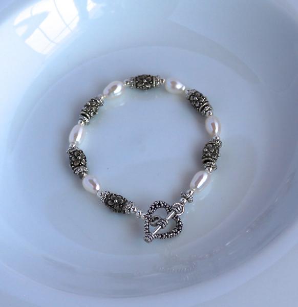 Antique style rice pearls with silver tubes bracelet picture