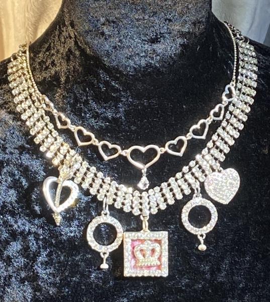 Rhinestone princess necklace picture