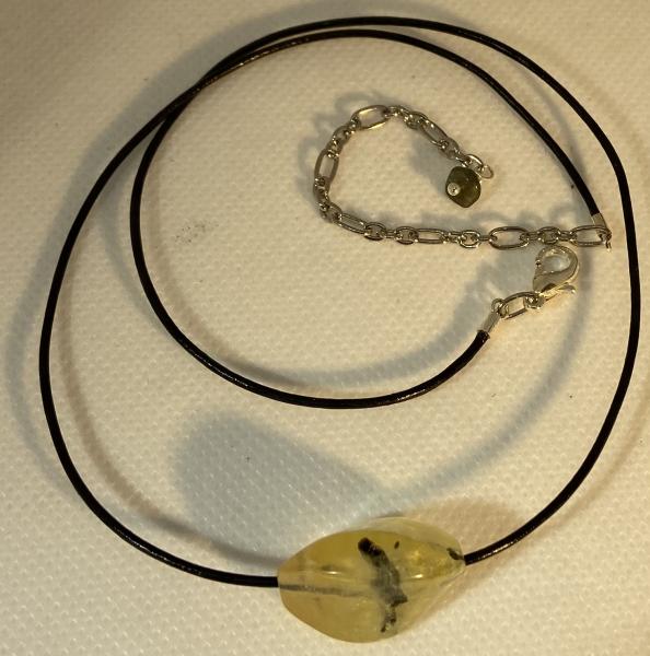 Rutilated lemon quartz necklace picture