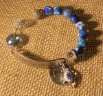 Sentiment bracelet in blue agate