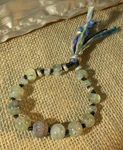 Prehnite and .925 silver bracelet picture