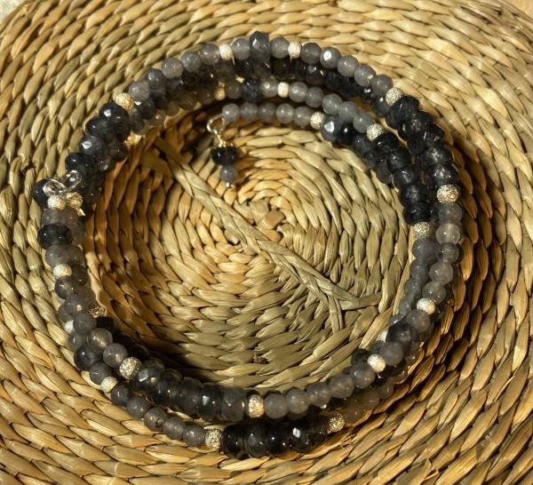 Quadruple light grey and dark grey shaded agate coil bracelet picture