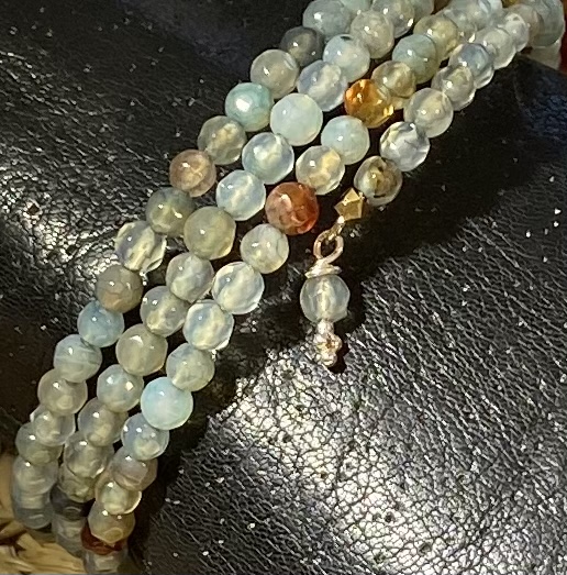 Chalcedony bracelet picture