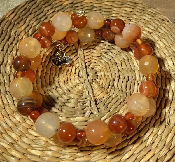 Agate and carnelian.925 silver coil bracelet picture