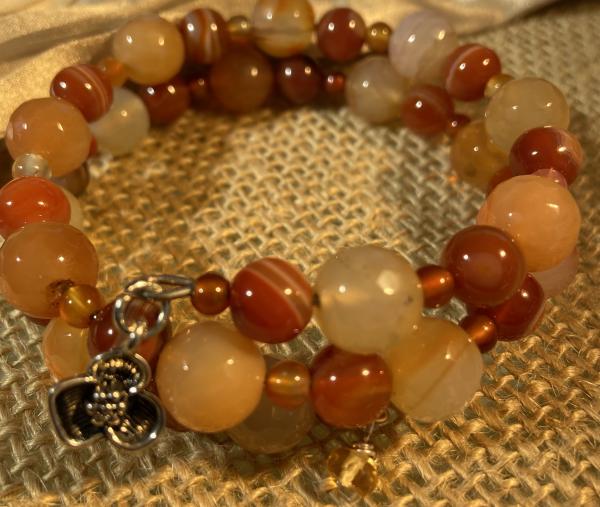 Agate and carnelian.925 silver coil bracelet picture