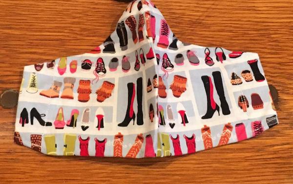 BOOTS AND SHOES FACE MASK