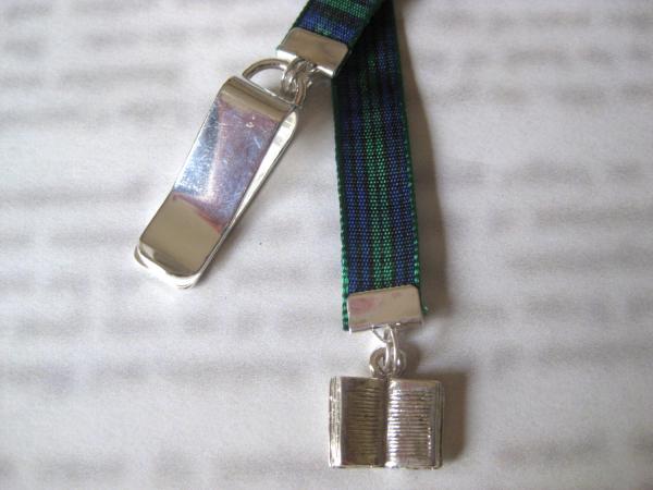 Book Lovers bookmark  - Attach clip to book cover then mark the page with the ribbon. Never lose your bookmark! picture