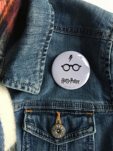 Harry Potter Button / Cute Book Lover Pin / Pinback Button picture