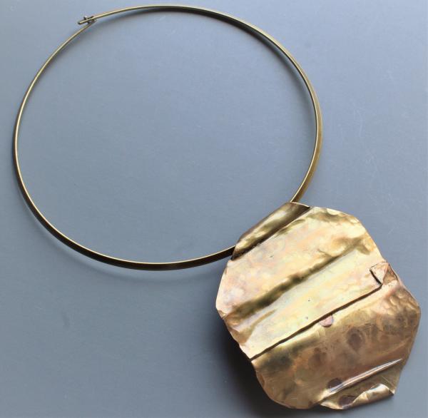 Remi Hammered Copper Pendant Choker picture