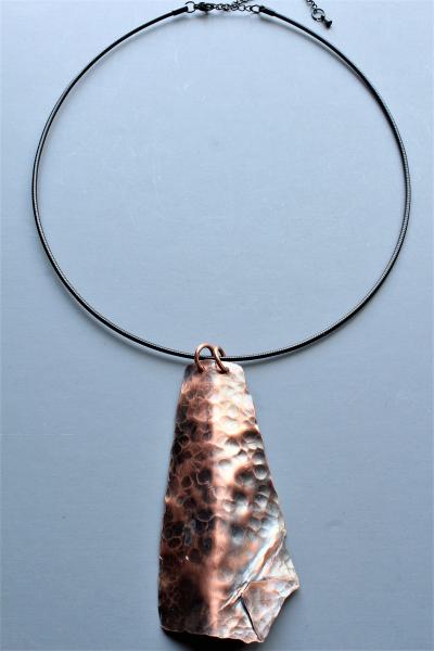 Melody Hammered Copper Pendant Choker picture