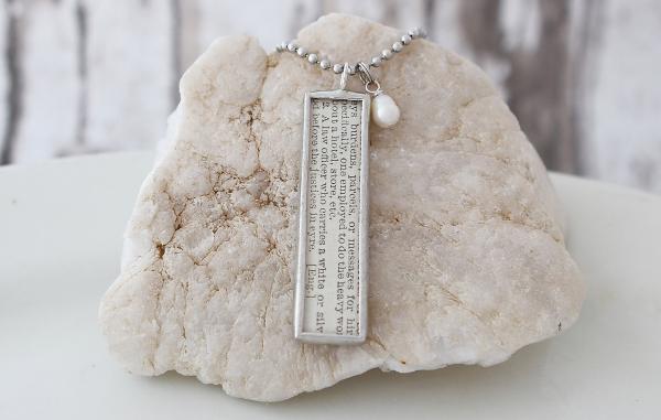 Be Kind Necklace picture