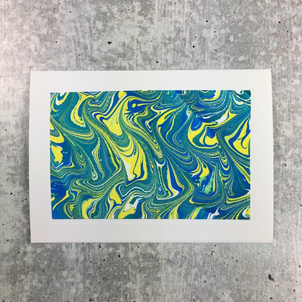 Blank card with marbled paper, Waves picture