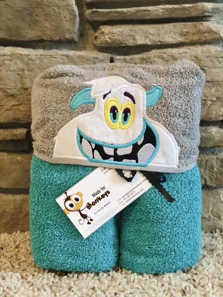 Yeti Hooded Towel picture