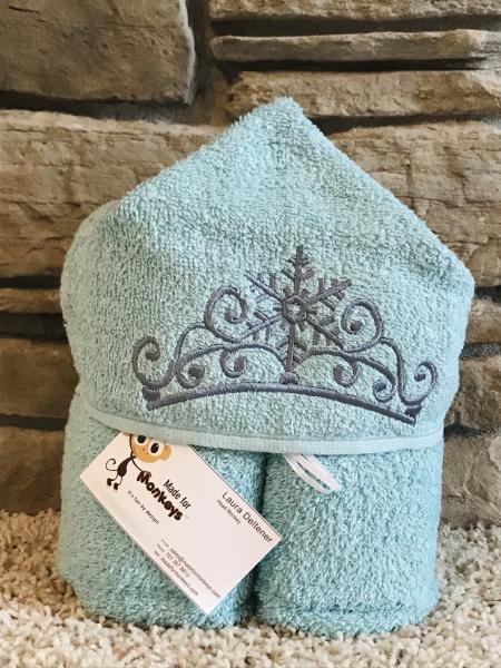 Frozen Crown Hooded Towel-Light teal/grey
