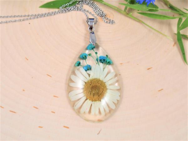 Real Daisy Necklace, Birth Month flower April