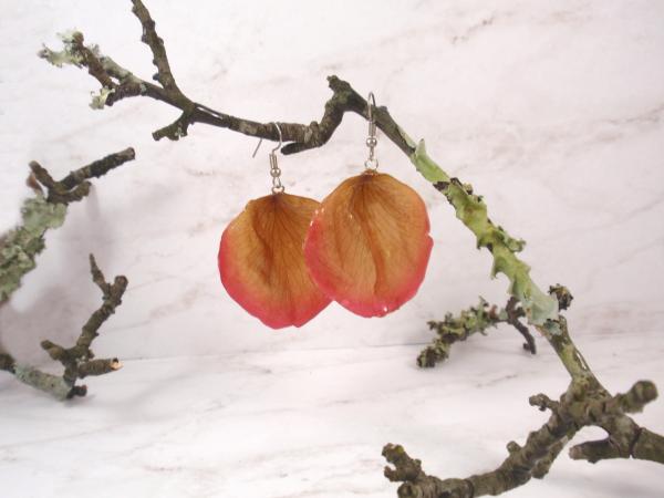 Rose petals Resin Earrings picture