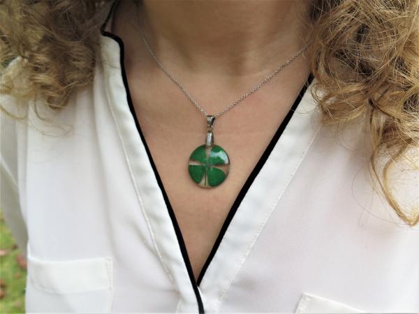 Four leaf Clover Lucky charm necklace picture