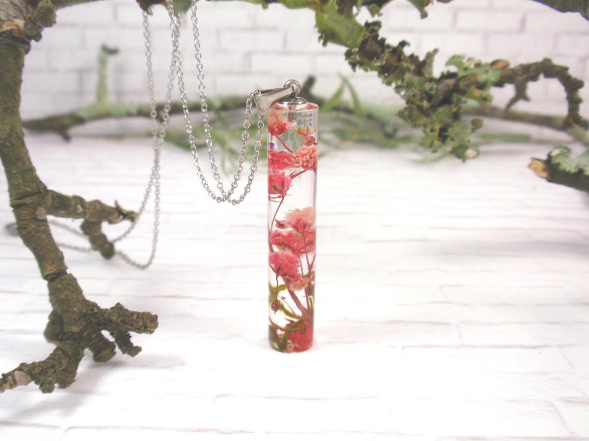 Pink flower tube necklace 3d picture