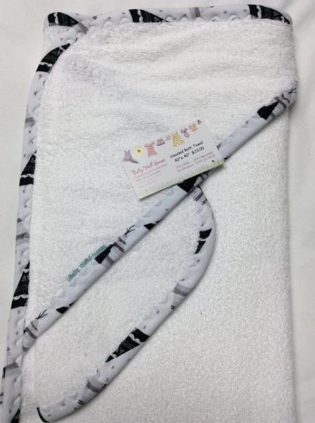 Hooded Bath Towel w/washcloth picture