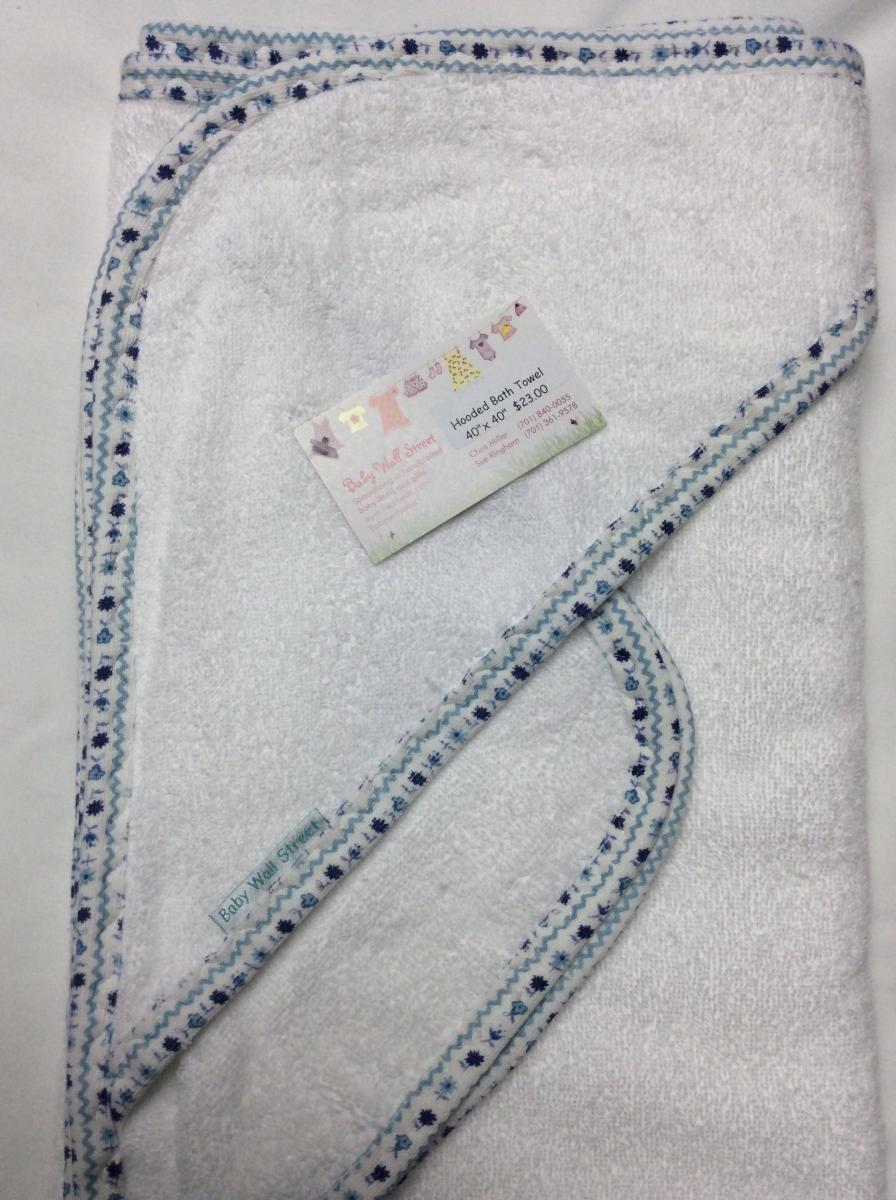 Hooded Bath Towel w/washcloth picture