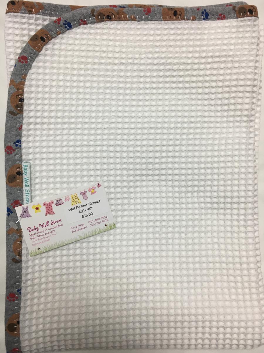 40&rdquo;x 40&rdquo; Waffle Knit Blanket picture