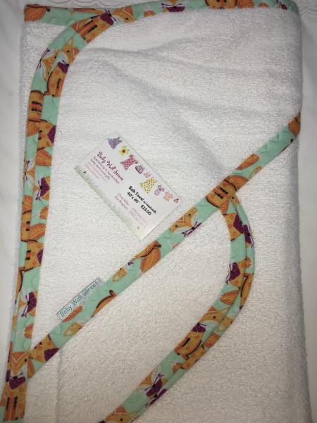 Hooded Bath Towel w/washcloth picture