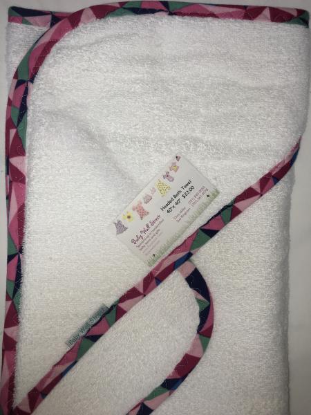 Hooded Bath Towel w/washcloth picture