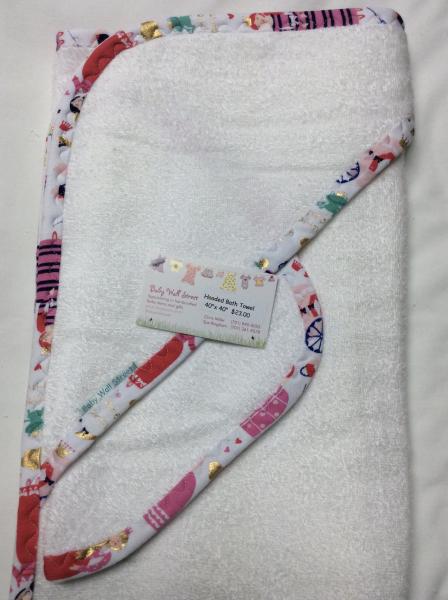 Hooded Bath Towel w/washcloth picture