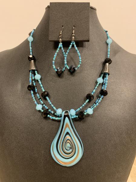 Necklace and Earrings set
