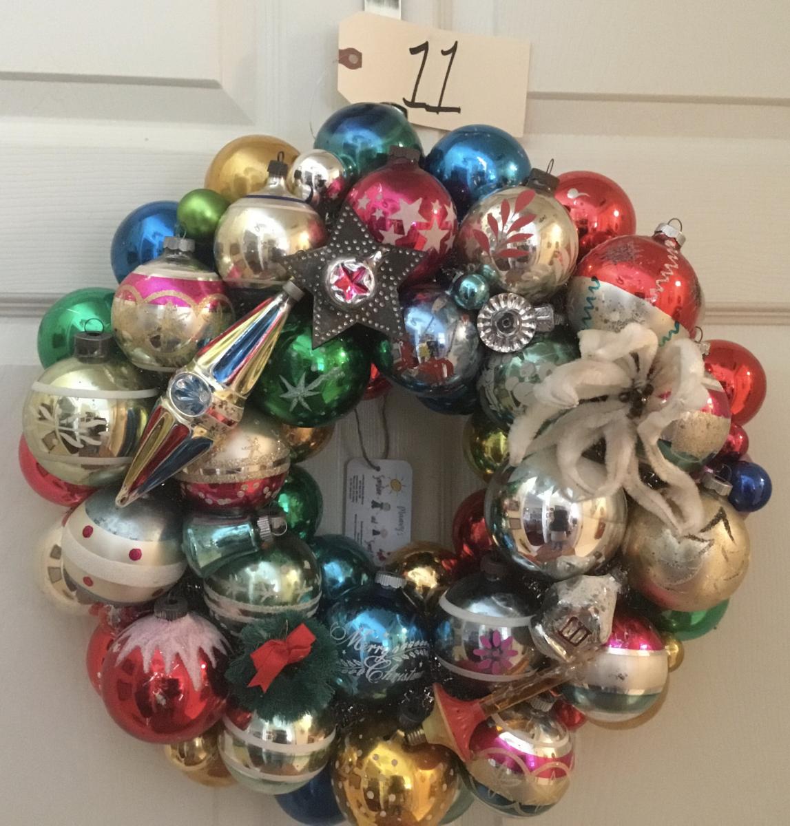 Christmas wreath picture