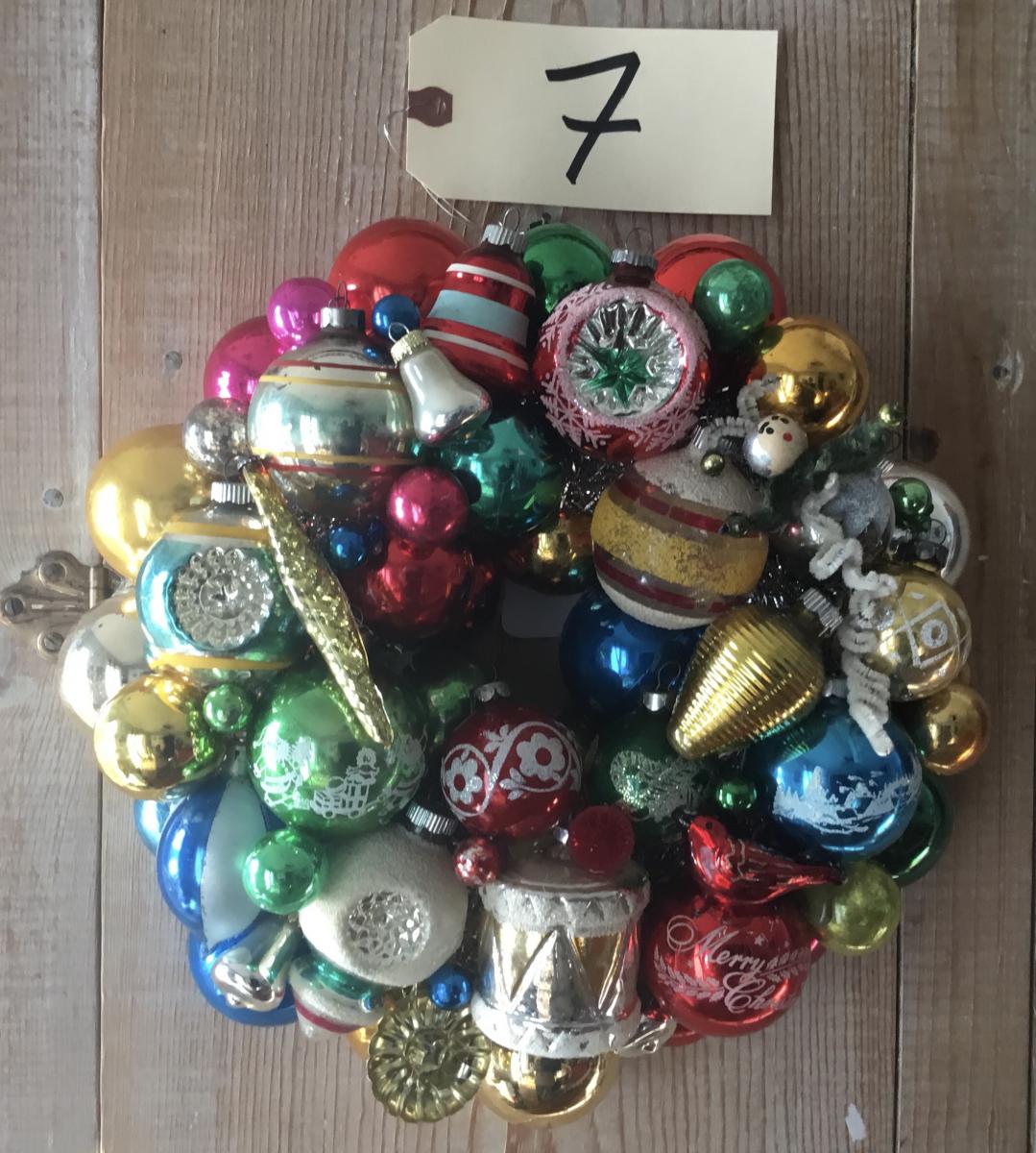 Christmas wreath picture