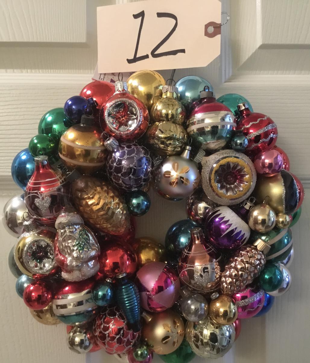 Christmas wreath picture