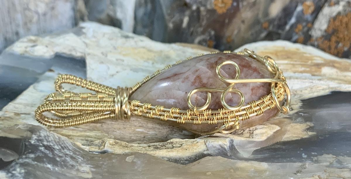 SD Quartz Wire Wrapped Pendant picture