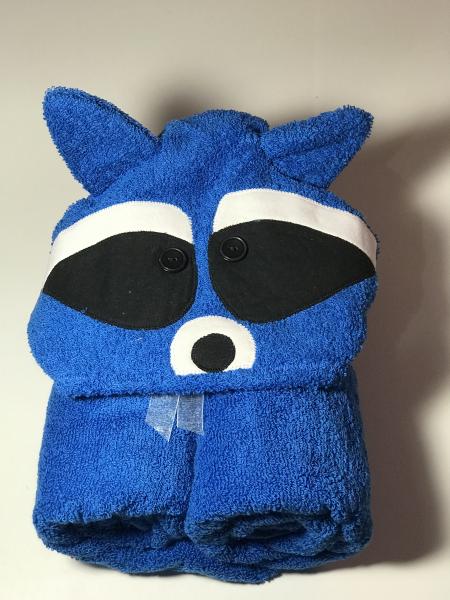 Hooded bath towel-blue raccoon picture