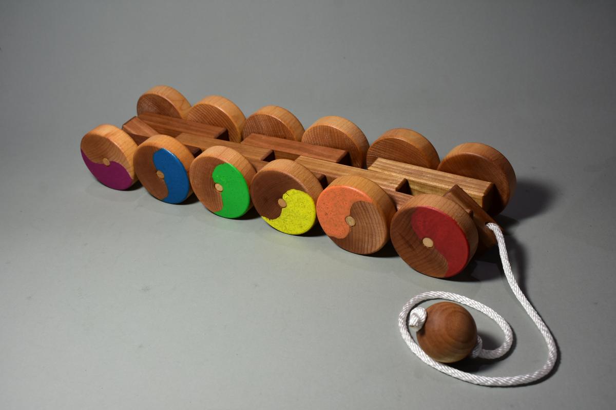 WHEELIO PULL TOY picture