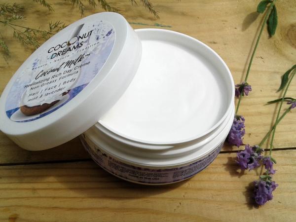 Coconut Milk Revitalizing Rich Day Creme (Mint & Lavender) 4 Oz