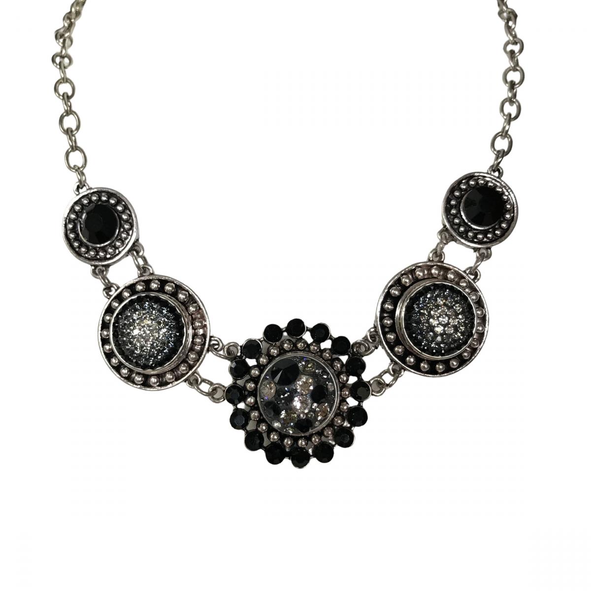 Fancy with Jet Accent picture