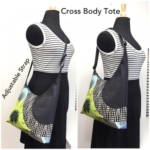 CROSS BODY TOTE Lime Flower Mardi Gras picture