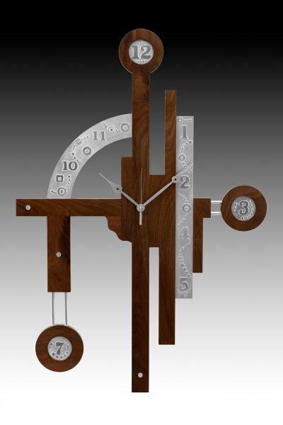 "Tech Time" Centerpiece Clock