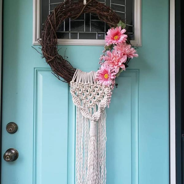 Macrame grapevine wreath 18"