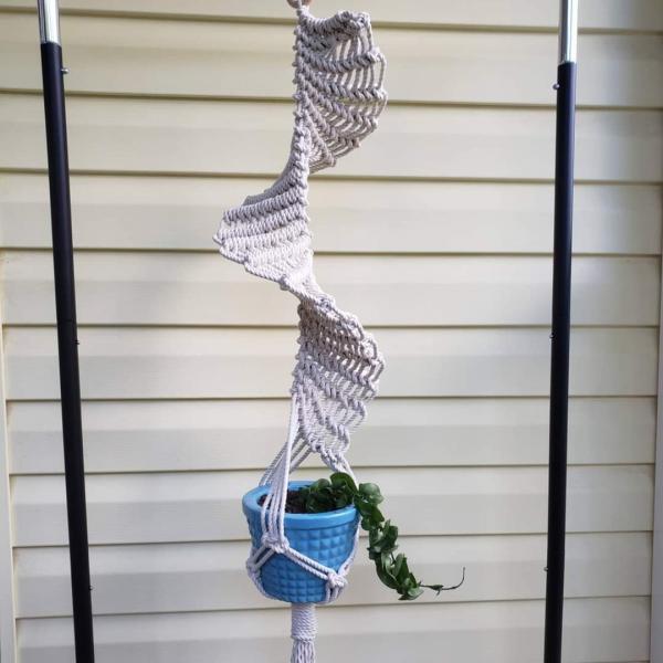 Macrame plant hangers picture