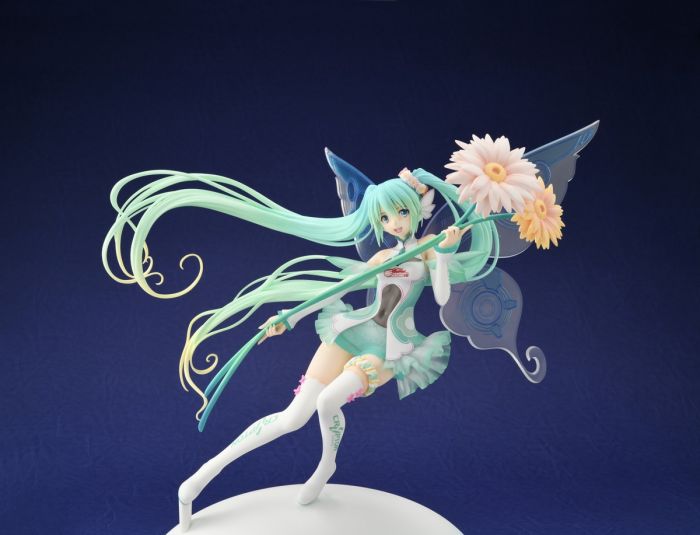 Vocaloid Racing Miku 2017 1/7 Scale Good Smile Company Figure picture