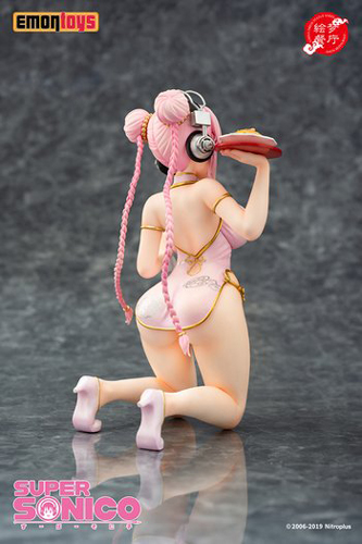 Super Sonico Mandarin Dress Ver. 1/7 Scale Figure picture